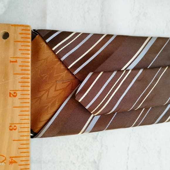 Michael Kors Brown Blue Striped Men's Tie Necktie Silk Made in USA Formal - Picture 6 of 10